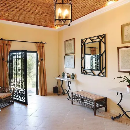 Sleeps 6 Villa Corotelo
